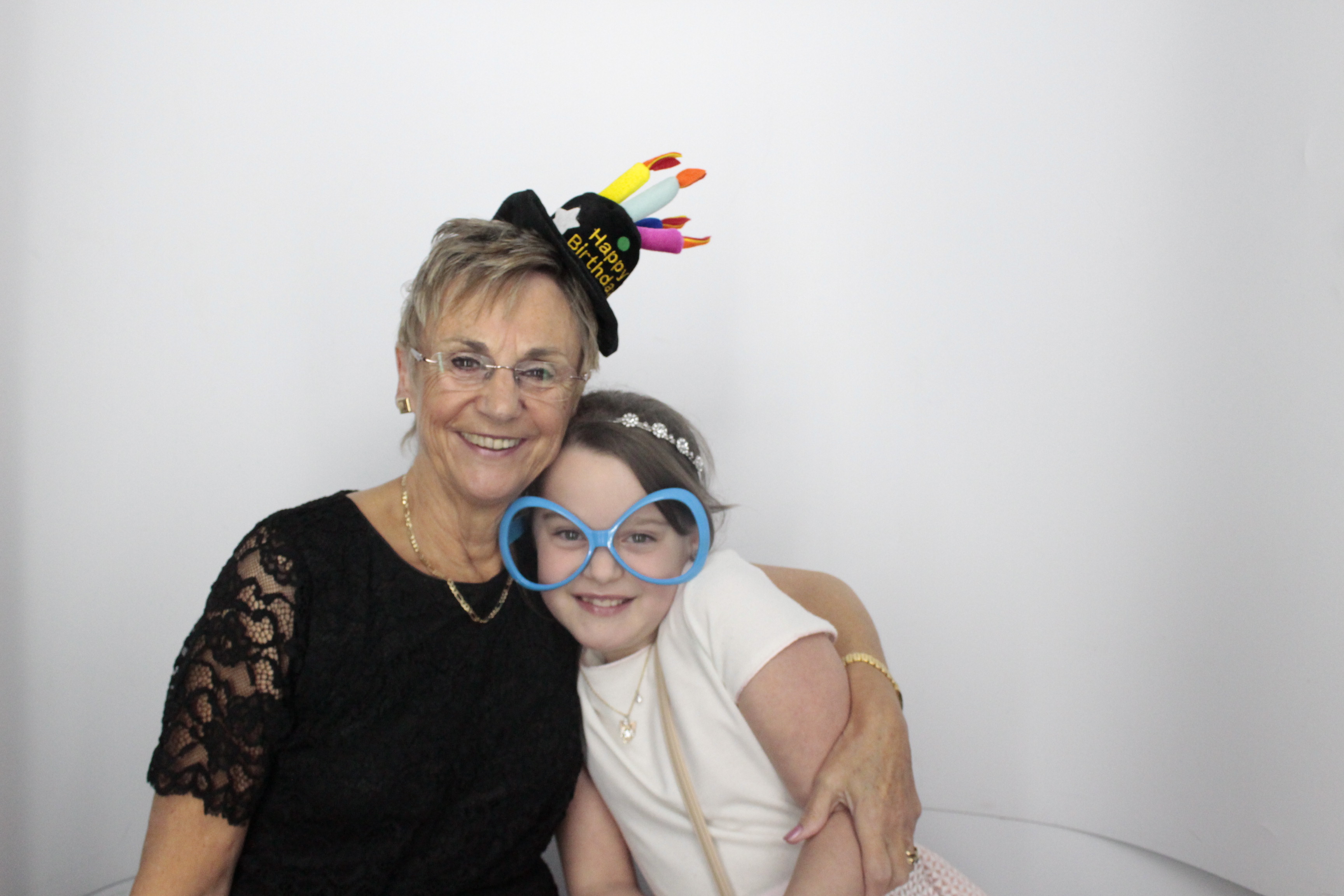 Dorothy's 90th Birthday | View more photos from the event at gallery.myphotoboothexperience.co.uk/u/MyPhotoBoothExperienceLtd/Dorothys-90th-Birthday